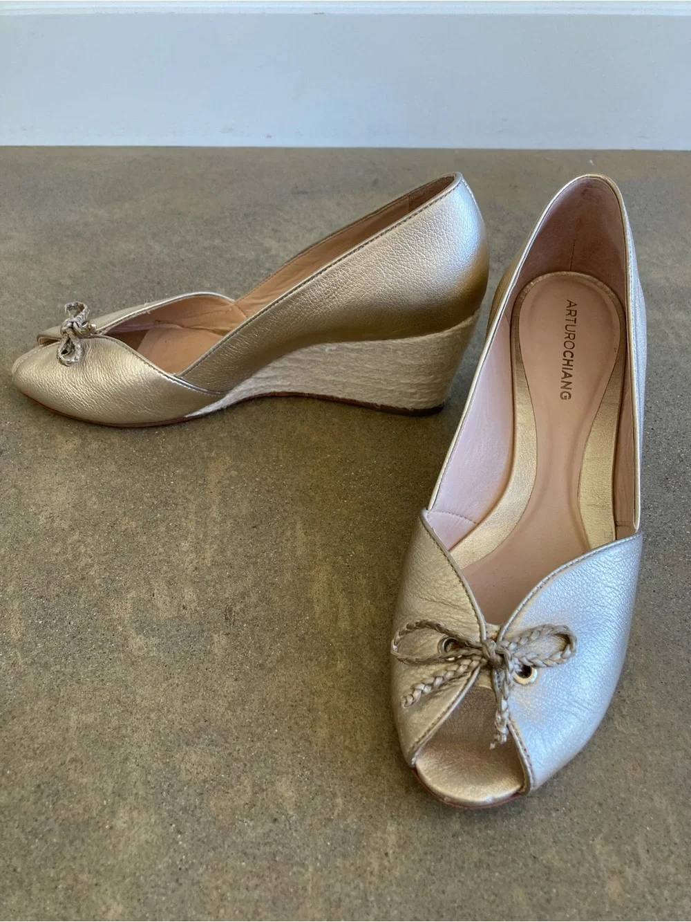 Gold Leather Wedge Heel Espadrille Peep Toe Shoes Size 9.5